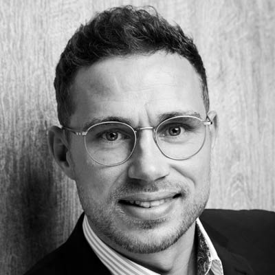 Sven Rixen, Buchhaltung